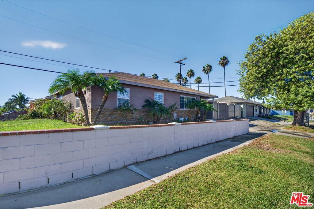 248 E 186th Street, Carson, CA 90746 Main Photo
