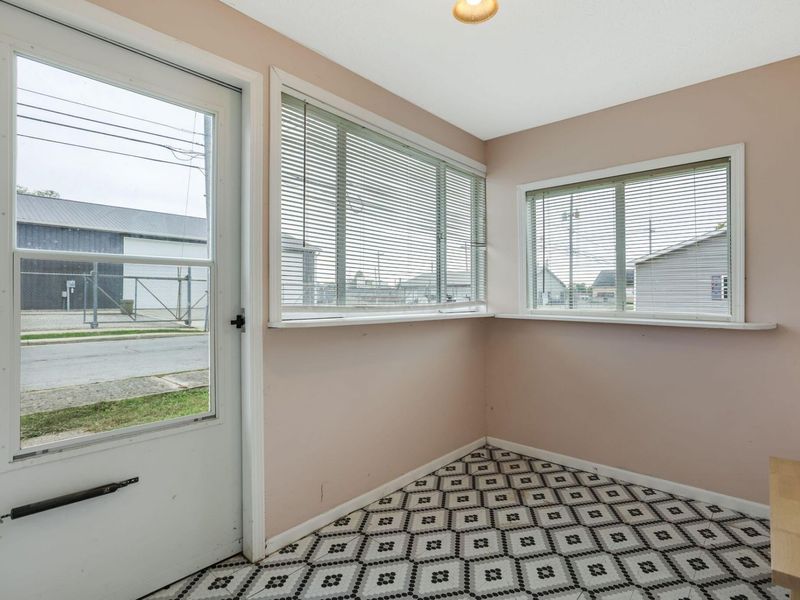 220 Barnes Avenue, Circleville, OH 43113 Photo 10