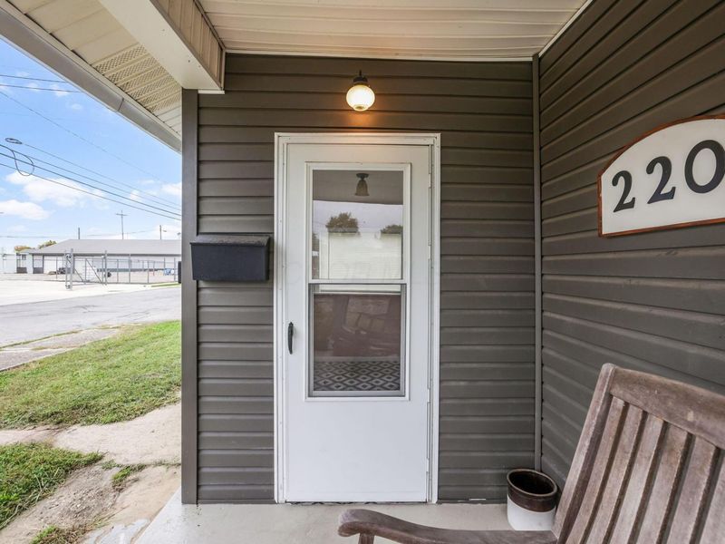 220 Barnes Avenue, Circleville, OH 43113 Photo 8