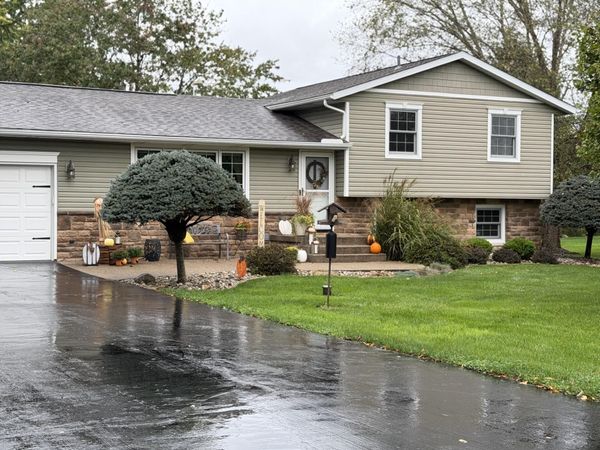 6885 Castlewood Drive NW, Carroll, OH 43112