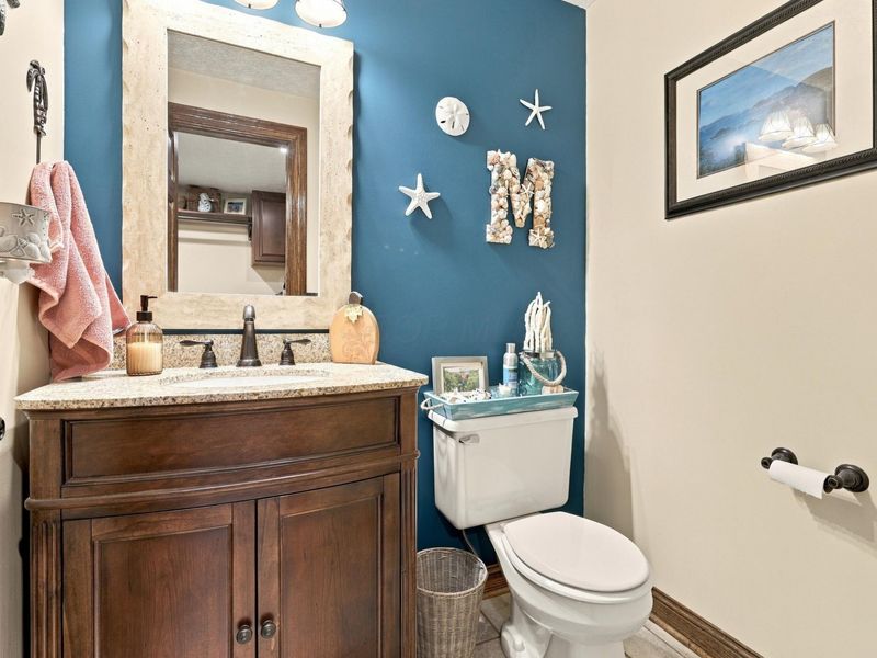 6885 Castlewood Drive NW, Carroll, OH 43112 Photo 18