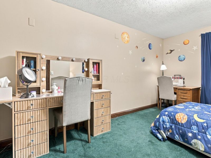 6885 Castlewood Drive NW, Carroll, OH 43112 Photo 31