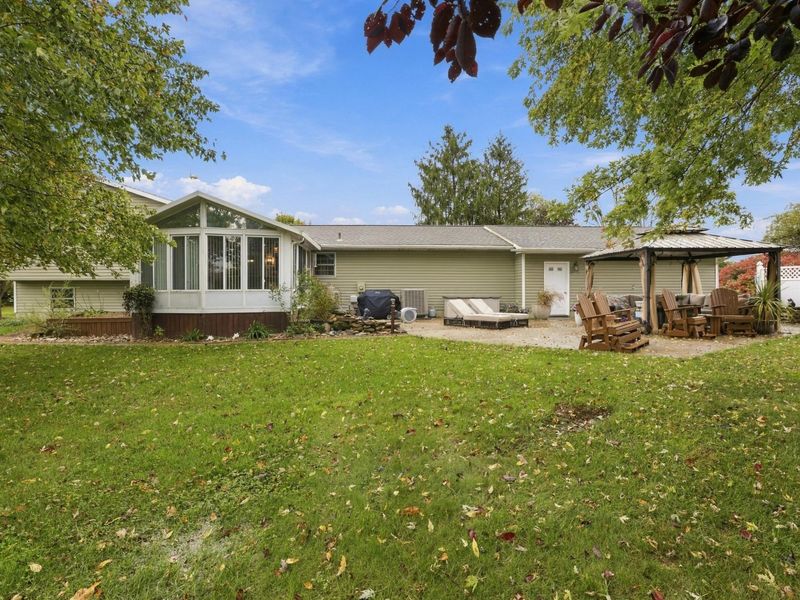 6885 Castlewood Drive NW, Carroll, OH 43112 Photo 45