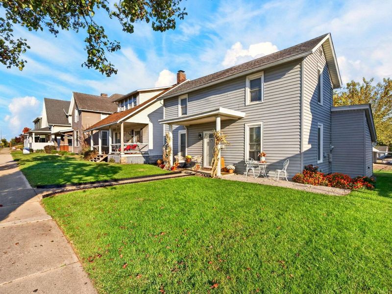 490 E Main Street, Circleville, OH 43113 Photo 3