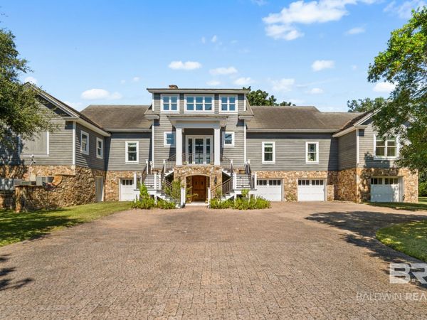 8760 Red Fish Point Rd, Lillian, AL 36549