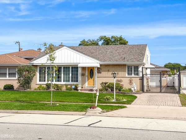 8811 N Merrill Street , Niles, IL 60714