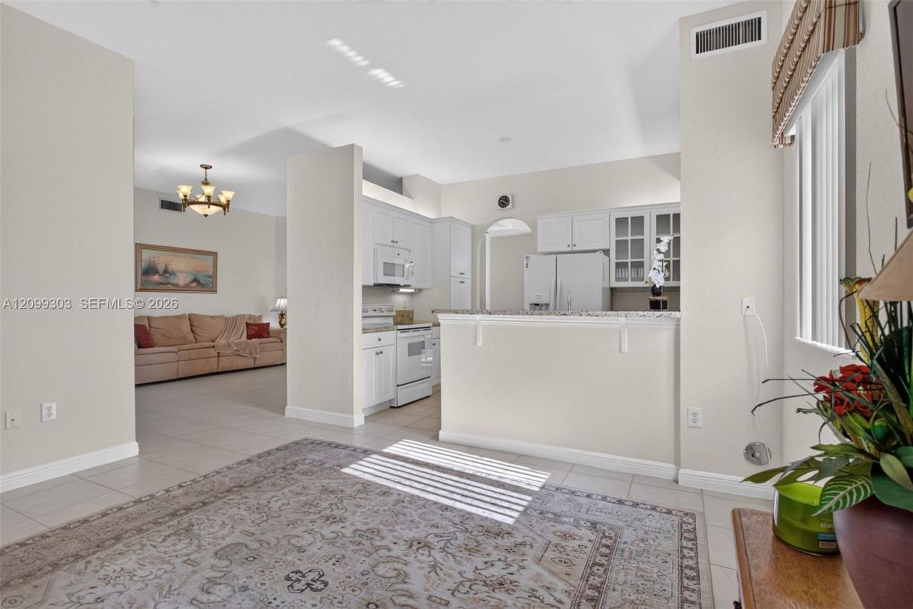 7917 Exeter Blvd E , Unit 101, Tamarac, FL 33321 Photo