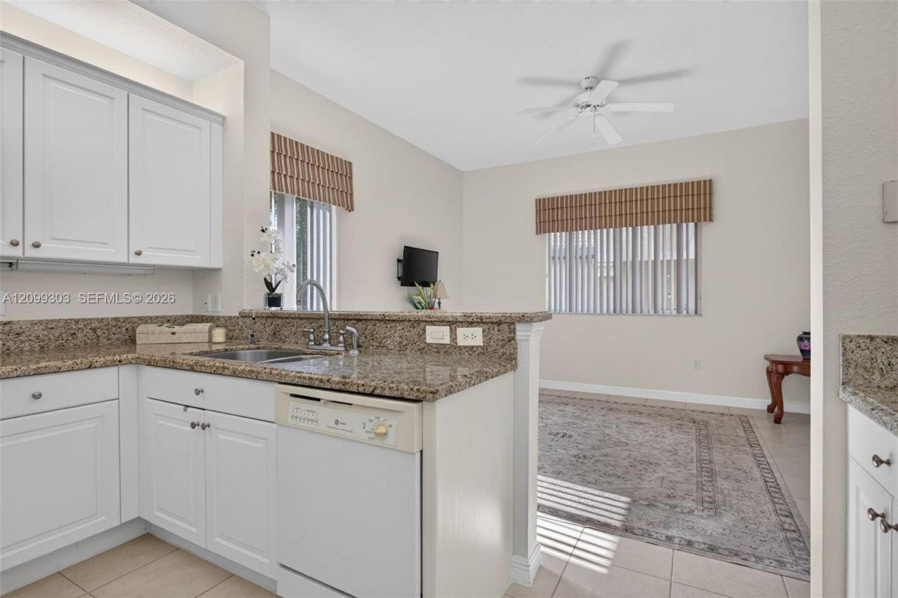 7917 Exeter Blvd E , Unit 101, Tamarac, FL 33321 Photo