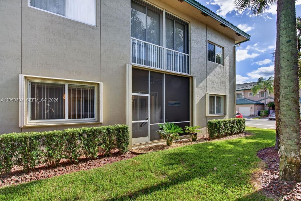 7917 Exeter Blvd E , Unit 101, Tamarac, FL 33321 Photo