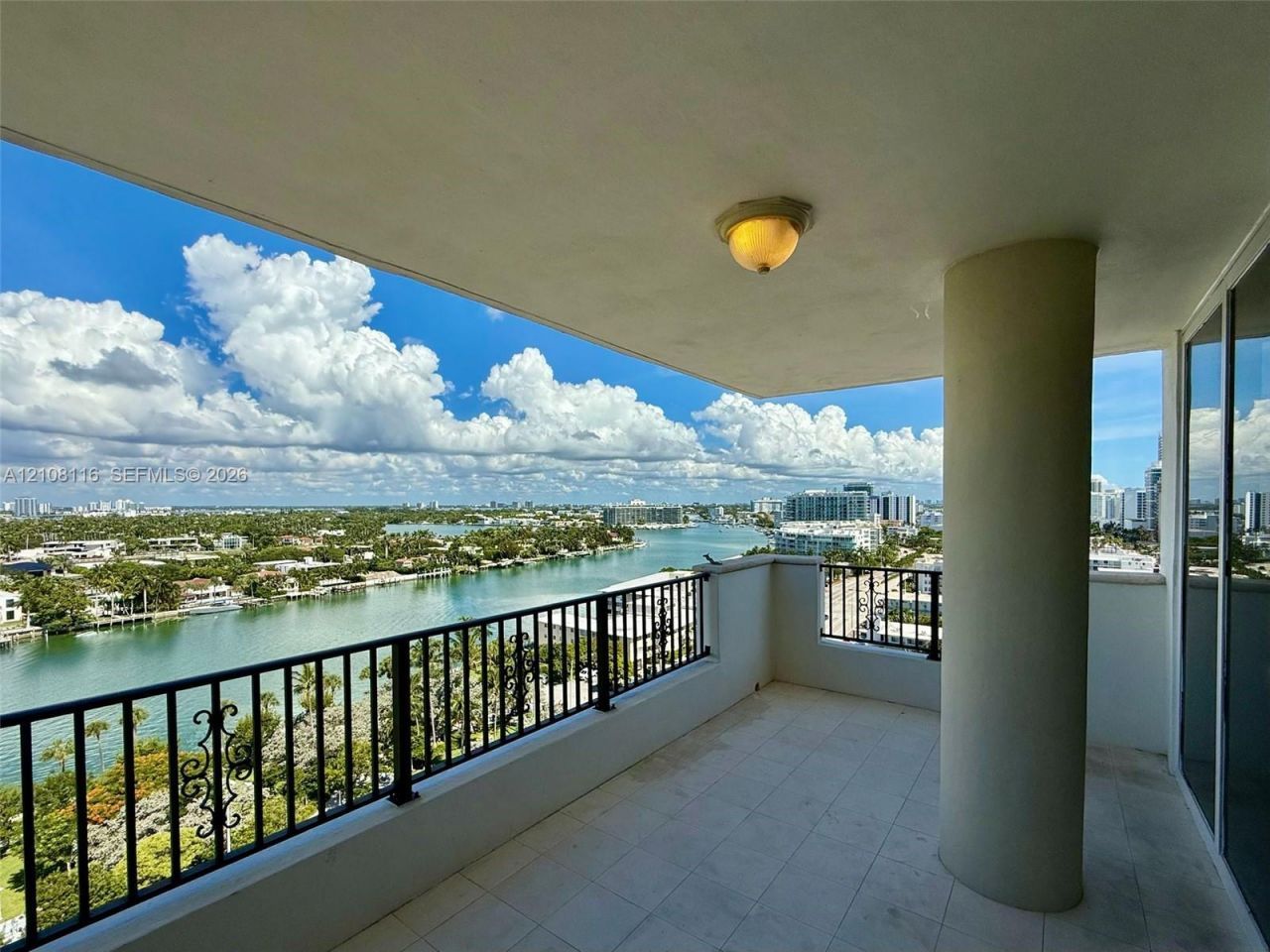 6422 Collins Ave, Unit 1403, Miami Beach, FL 33141 Photo