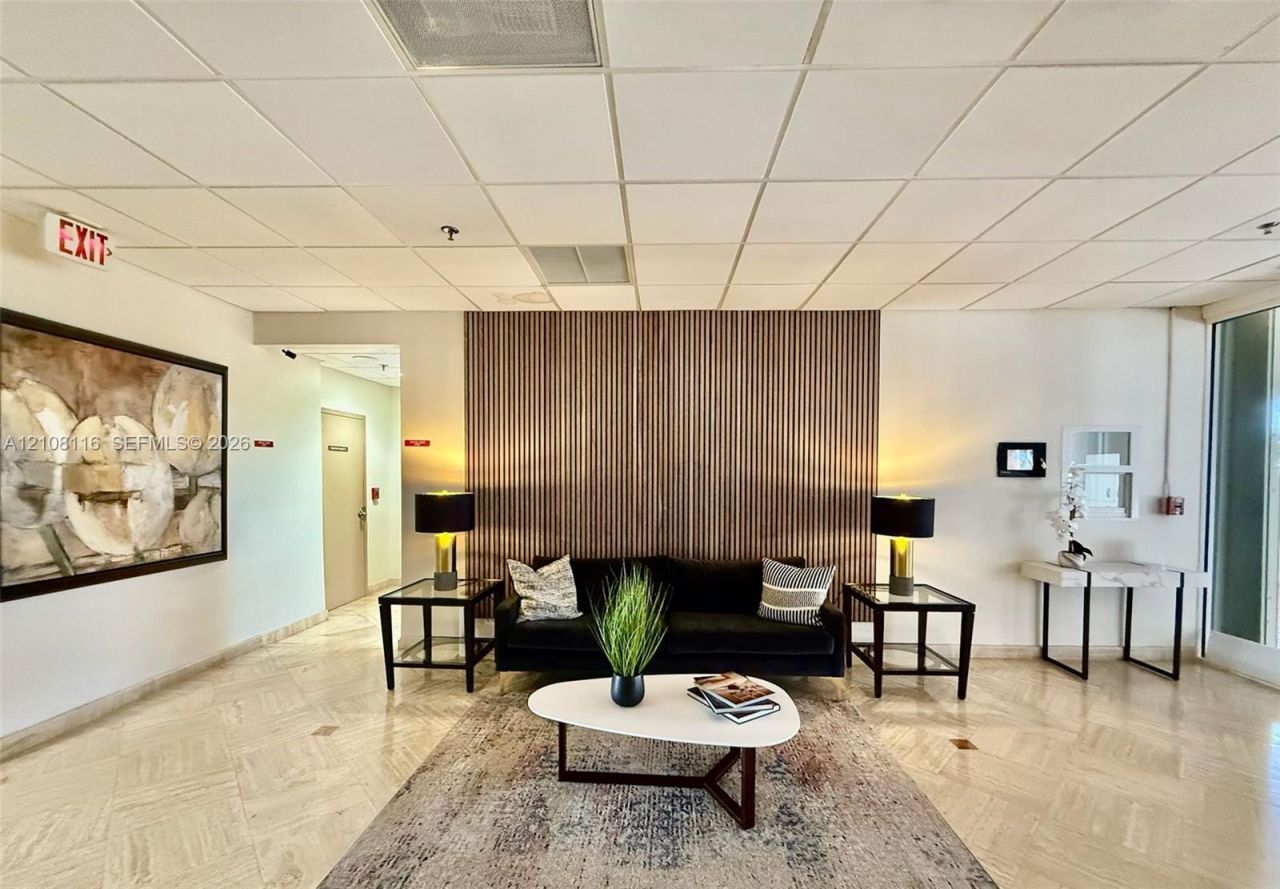 6422 Collins Ave, Unit 1403, Miami Beach, FL 33141 Photo