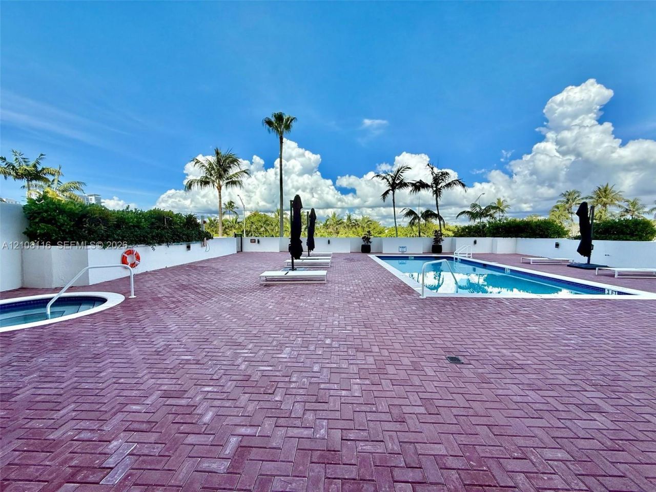 6422 Collins Ave, Unit 1403, Miami Beach, FL 33141 Photo