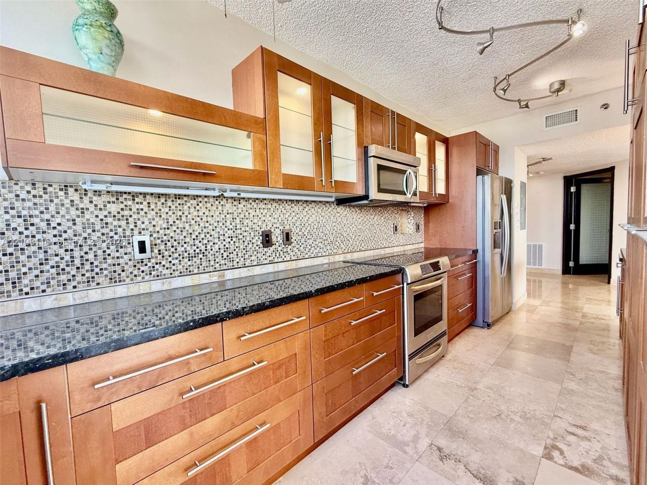 6422 Collins Ave, Unit 1403, Miami Beach, FL 33141 Photo