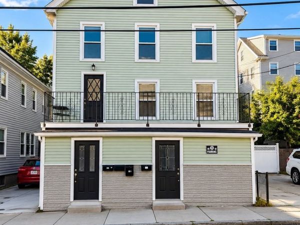 321-323 Lawrence St, Lowell, MA 01850