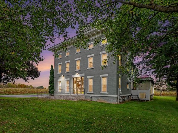 180 Geneva Street , Lyons, NY 14489
