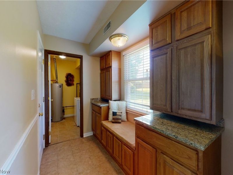 8785 Eastbrook Circle, Chagrin Falls, OH 44023 Photo 16