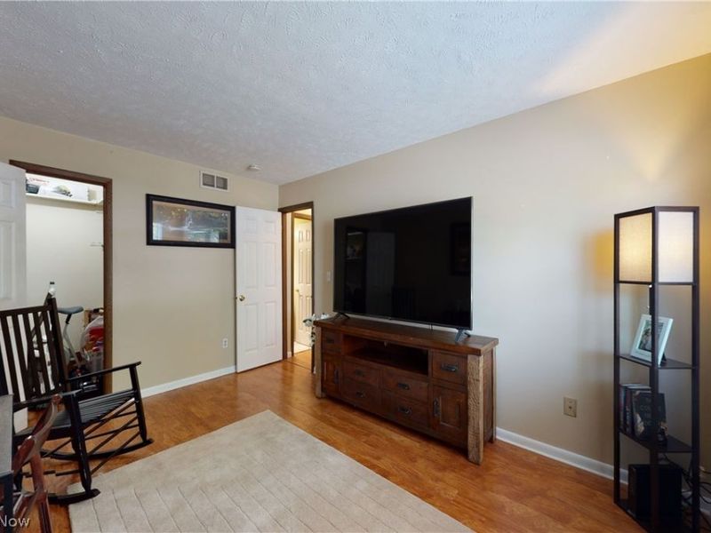 8785 Eastbrook Circle, Chagrin Falls, OH 44023 Photo 22