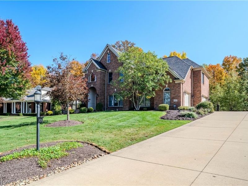10295 Buckeye Trail, North Royalton, OH 44133 Photo 7