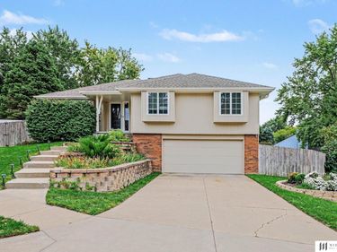 12961 Miami Circle, Omaha, NE 68164