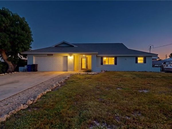 16005 Buccaneer ST , BOKEELIA, FL 33922