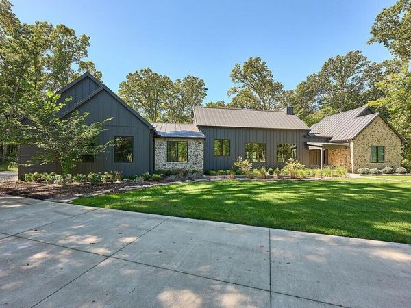 4896 S State Route 605 , Galena, OH 43021