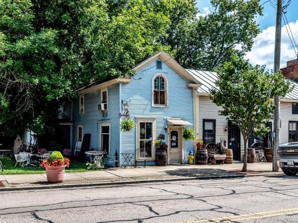 22 S Main Street, Waynesville, OH 45068