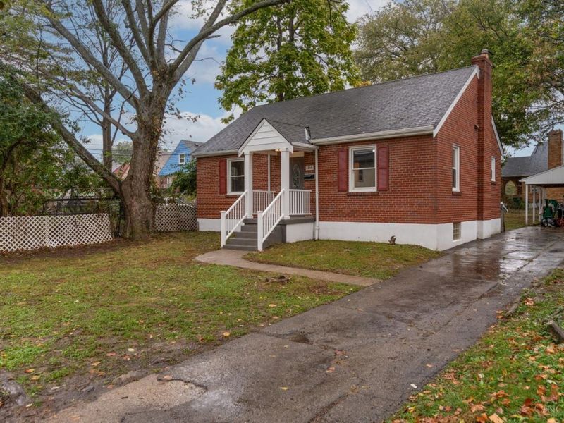 1166 Groesbeck Road, Cincinnati, OH 45224 Photo 2