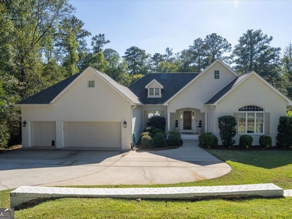 221 Old Club Court, Macon, GA 31210