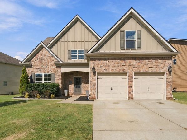 923 Lunette Dr, Murfreesboro, TN 37128