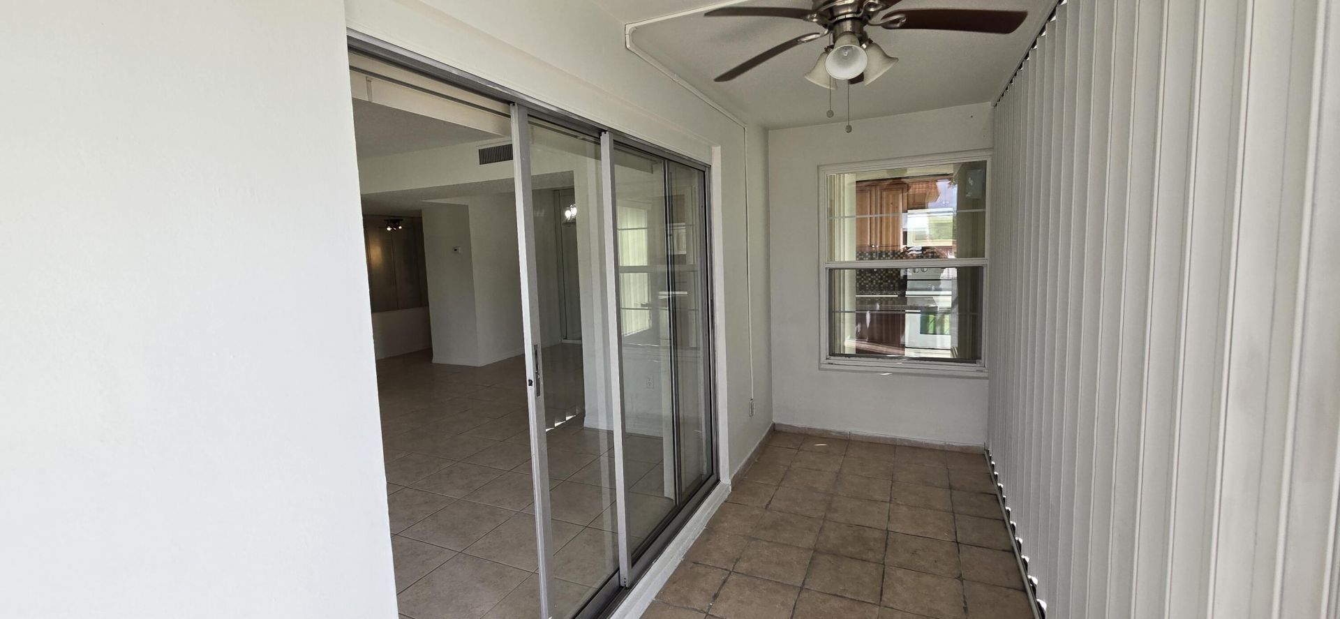 4154 Inverrary Drive, Unit 302, Lauderhill, FL 33319 Photo
