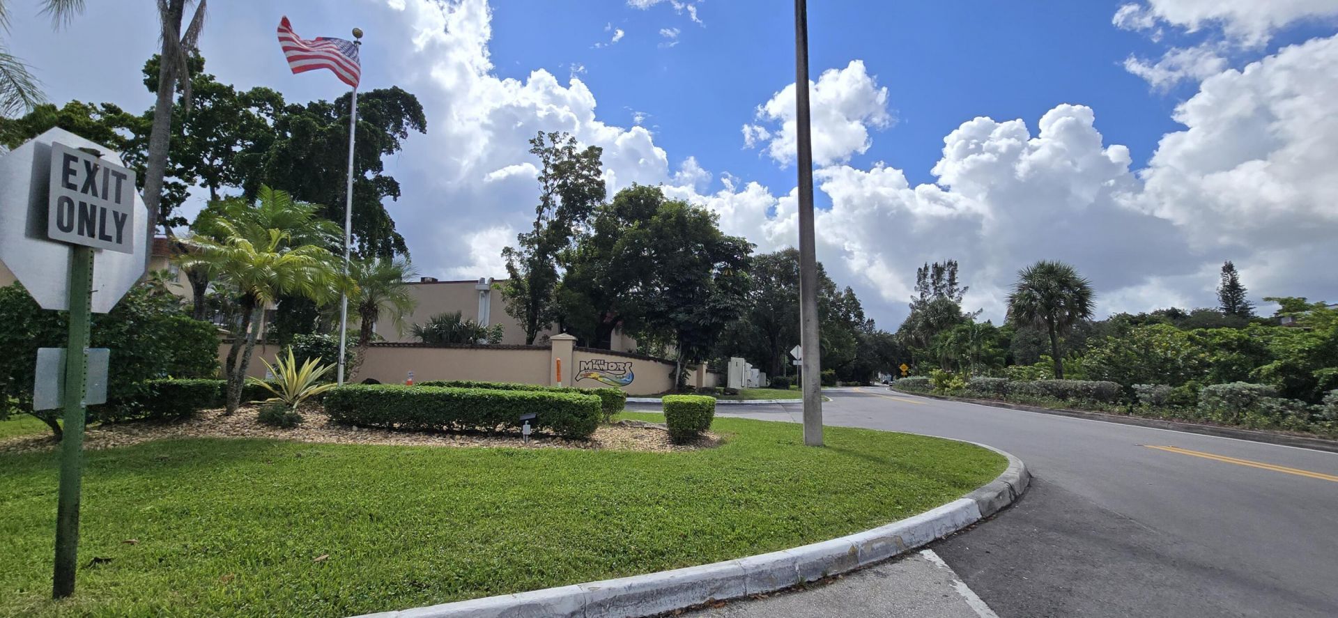 4154 Inverrary Drive, Unit 302, Lauderhill, FL 33319 Photo