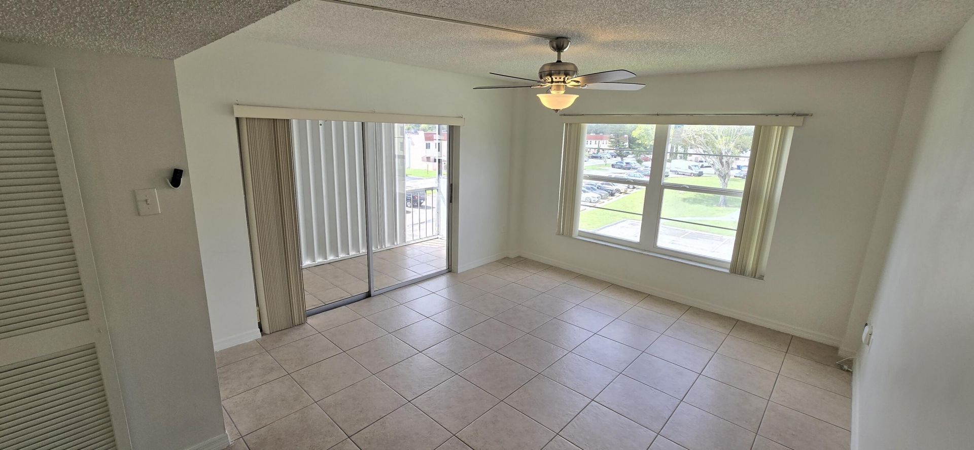 4154 Inverrary Drive, Unit 302, Lauderhill, FL 33319 Photo