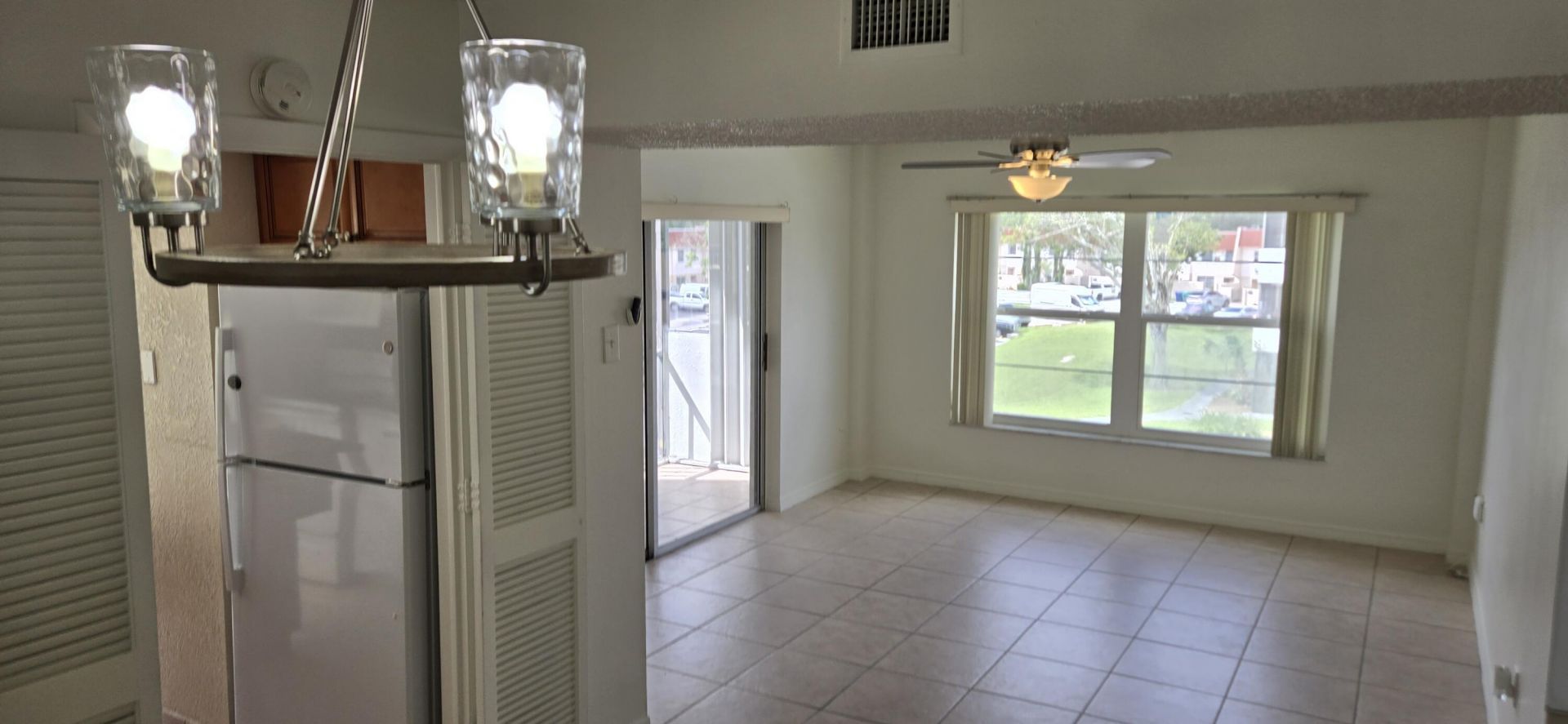4154 Inverrary Drive, Unit 302, Lauderhill, FL 33319 Photo