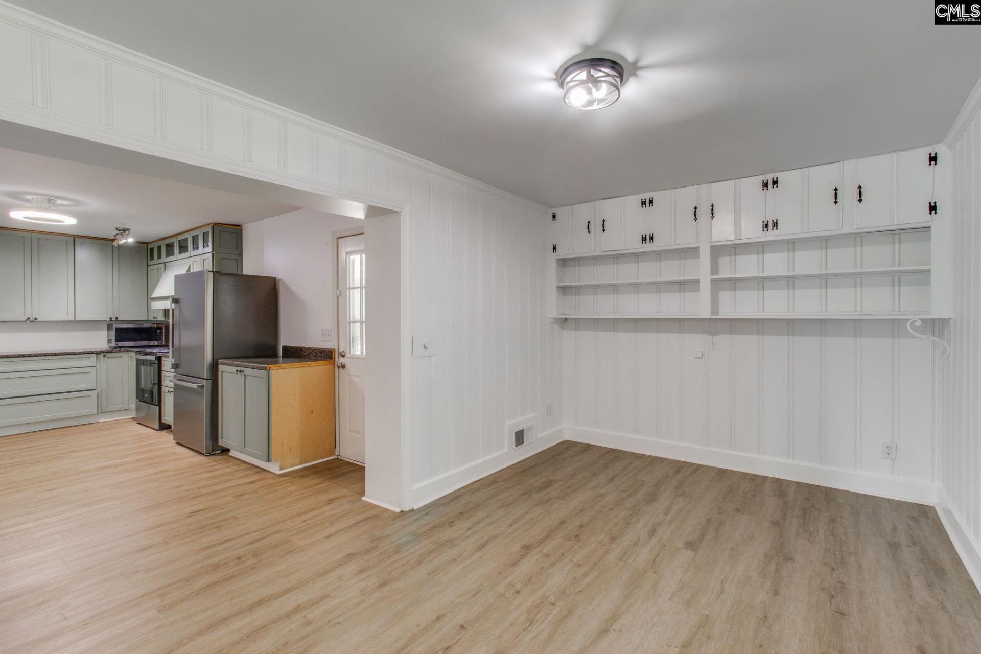 313 Woodberry Road Photo 9