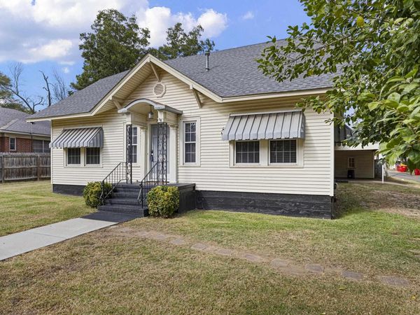 403 E Church Street, Morrilton, AR 72110