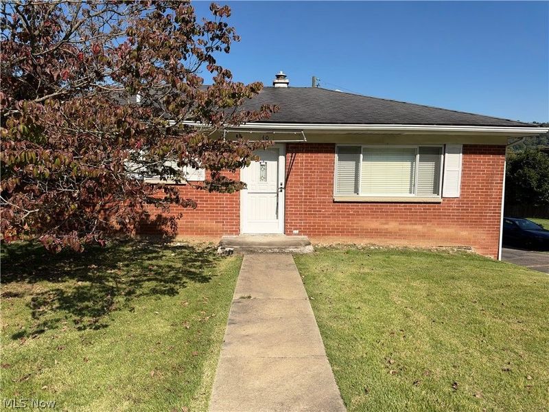 640 Tulip Lane, Martins Ferry, OH 43935 Photo 1