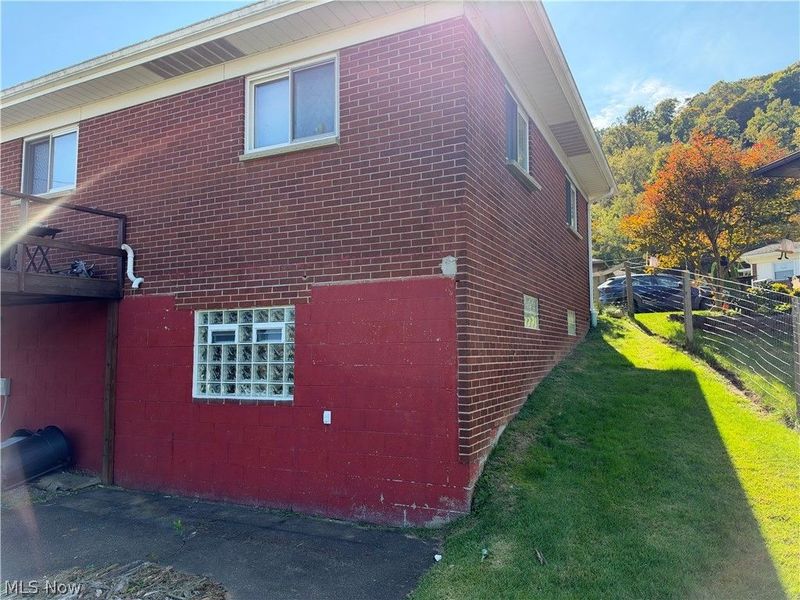 640 Tulip Lane, Martins Ferry, OH 43935 Photo 19