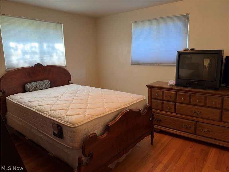 640 Tulip Lane, Martins Ferry, OH 43935 Photo 6