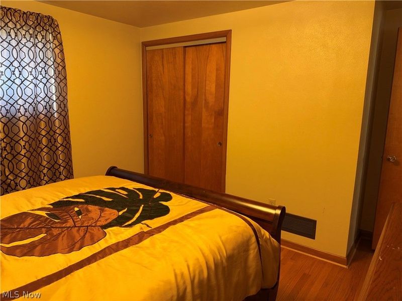 640 Tulip Lane, Martins Ferry, OH 43935 Photo 9