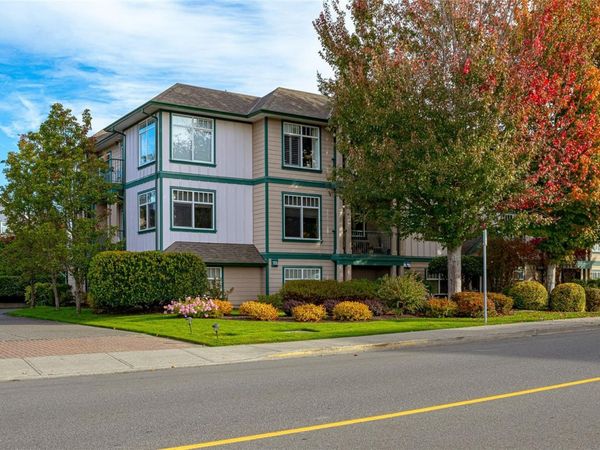 2318 James White Blvd , Unit #102, Sidney, BC V8L 1Z6