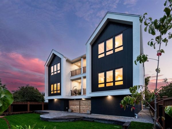 1434 Brooke St , Unit #4, Victoria, BC V8S 1M3