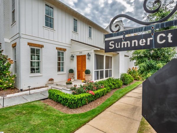 313 Sumner Ct, Oxford, MS 38655