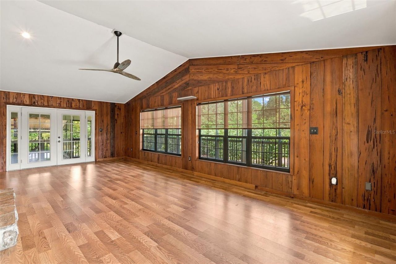 41520 Charm Lake Drive, Umatilla, FL 32784 Photo