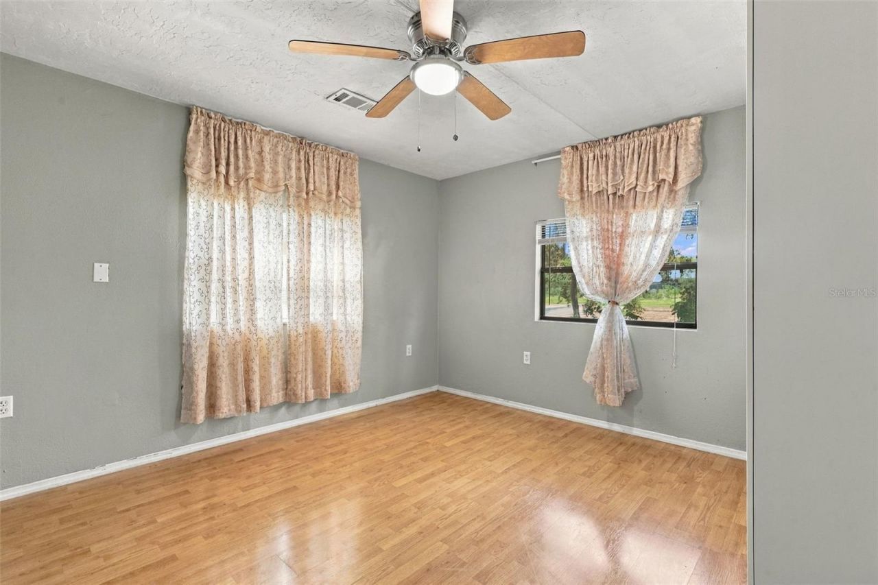 41520 Charm Lake Drive, Umatilla, FL 32784 Photo