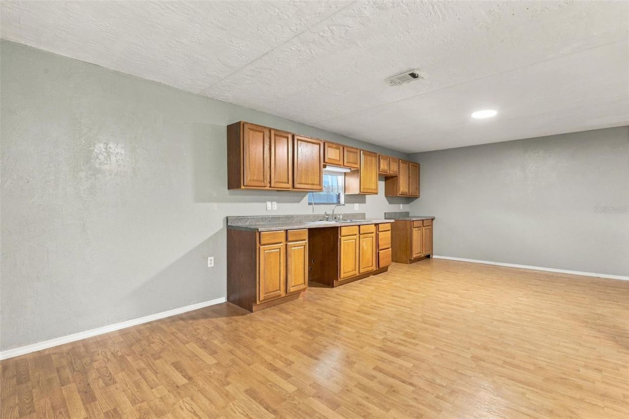 41520 Charm Lake Drive, Umatilla, FL 32784 Photo