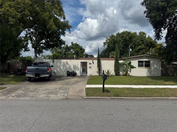 8303 CALAIS CIRCLE , ORLANDO, FL 32825