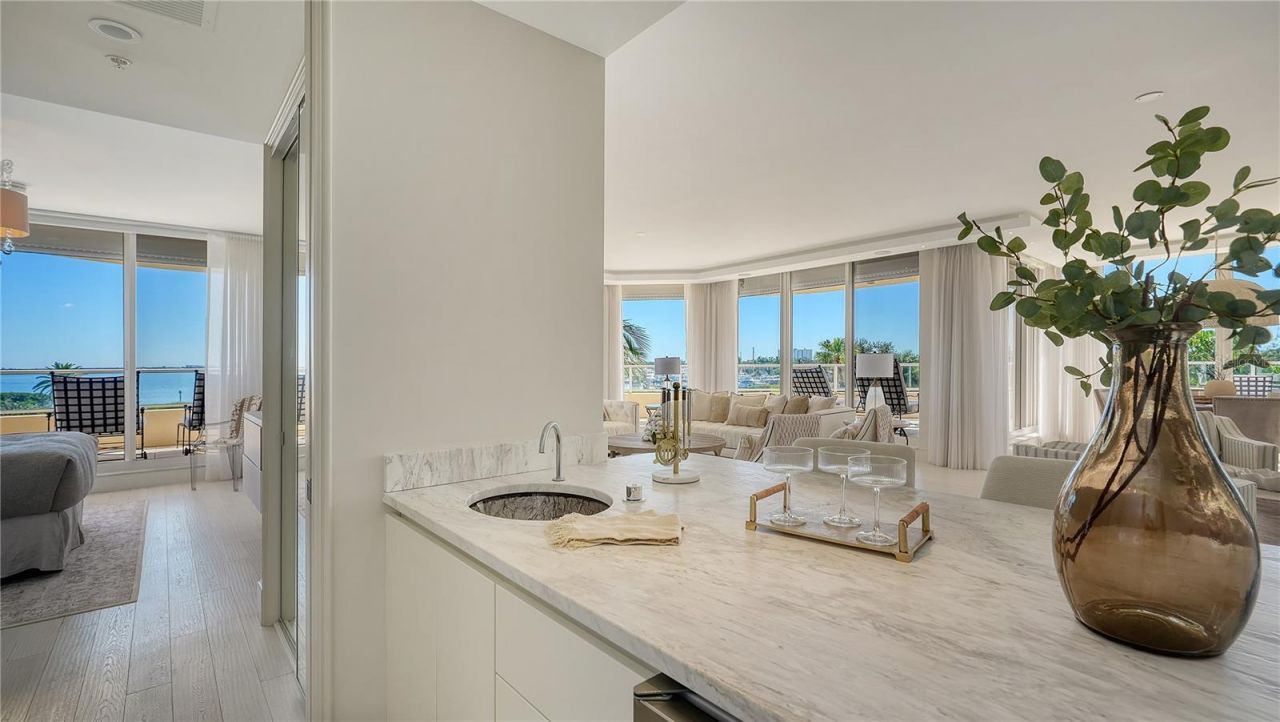 3010 Grand Bay Boulevard, Unit 416, Longboat Key, FL 34228 Photo