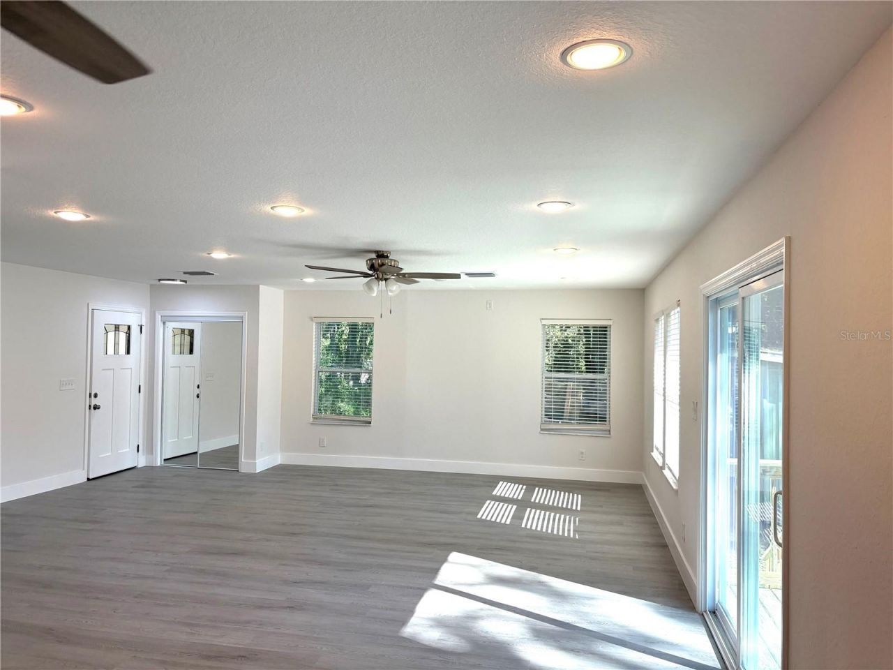 1521 NW 35 Terrace , Gainesville, FL 32605 Photo