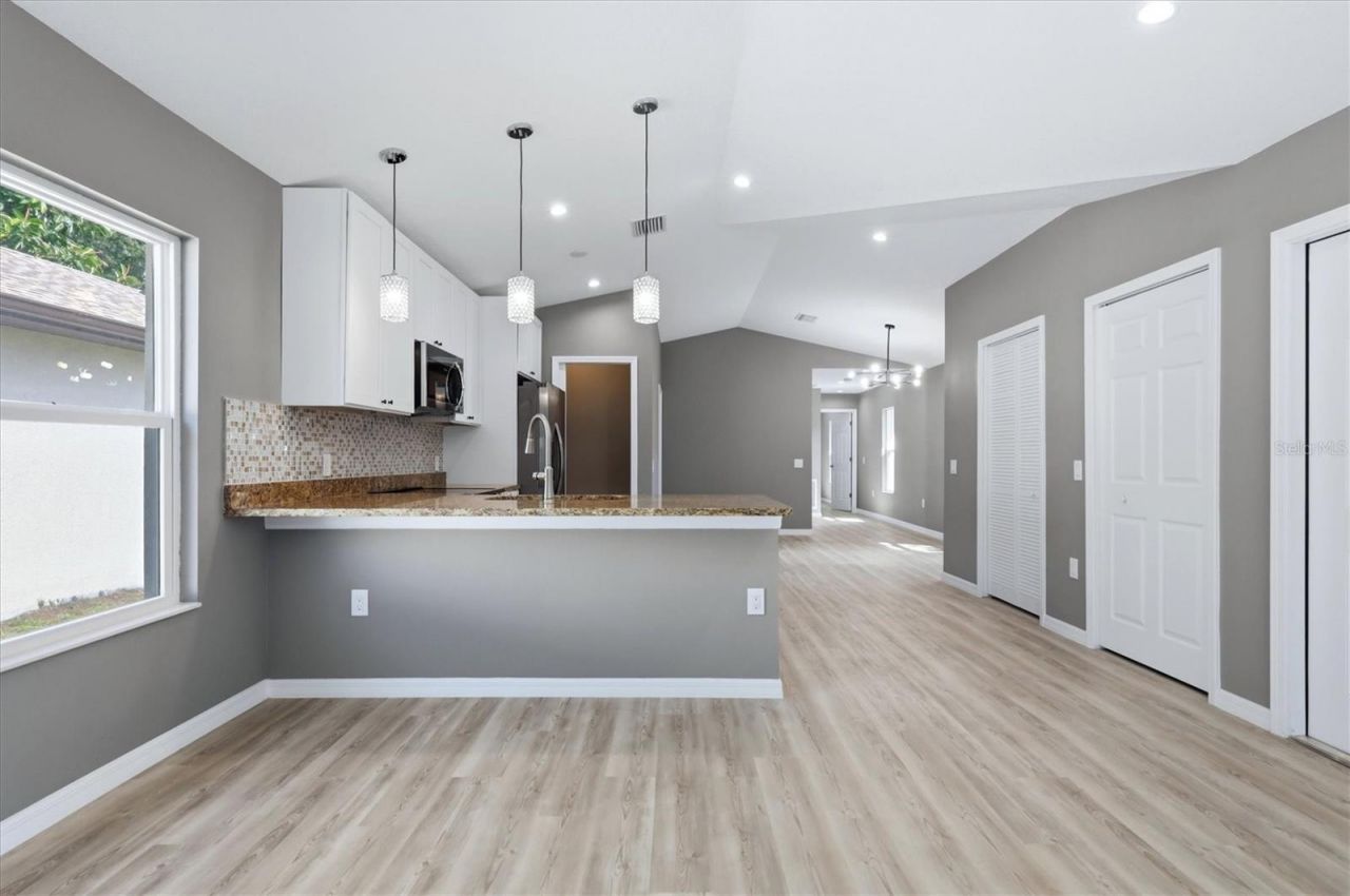 3908 Walnut Avenue, Sarasota, FL 34234 Photo