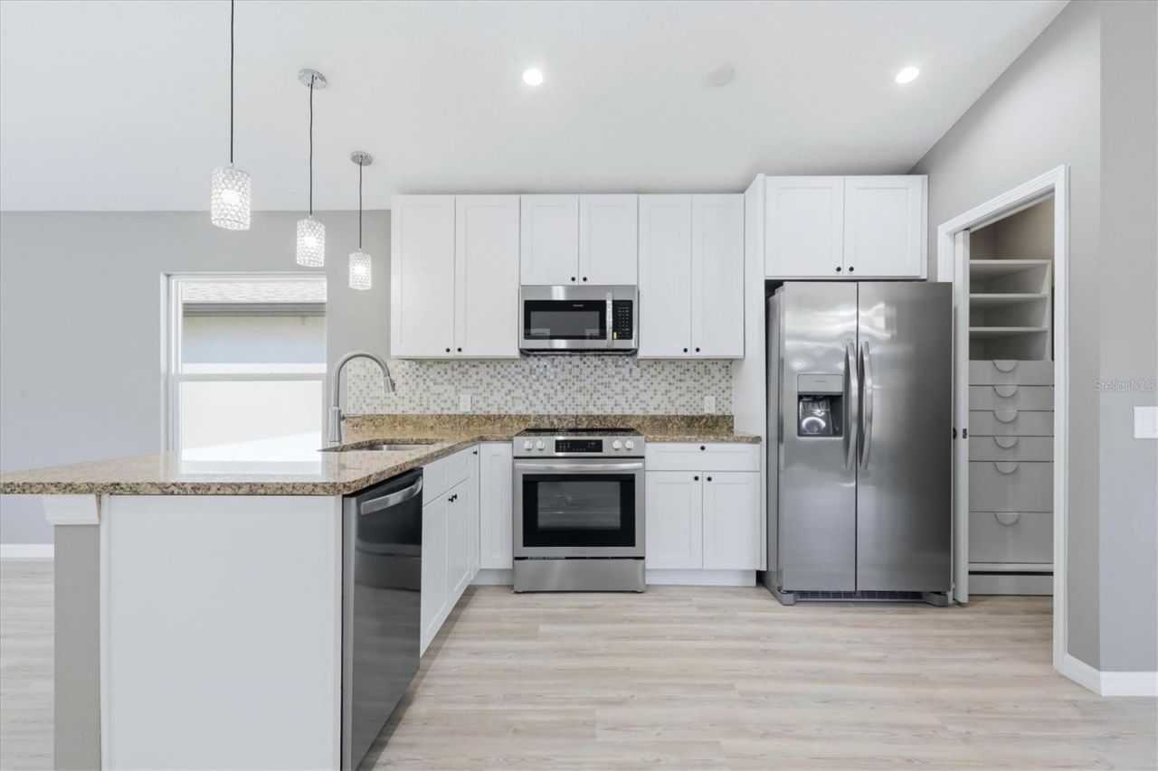 3908 Walnut Avenue, Sarasota, FL 34234 Photo